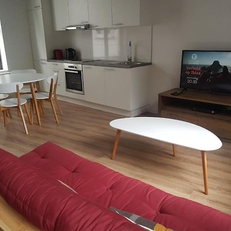 Al In Den Aap Gelogeerd? Apartment แมคเคอเลอ ภายนอก รูปภาพ