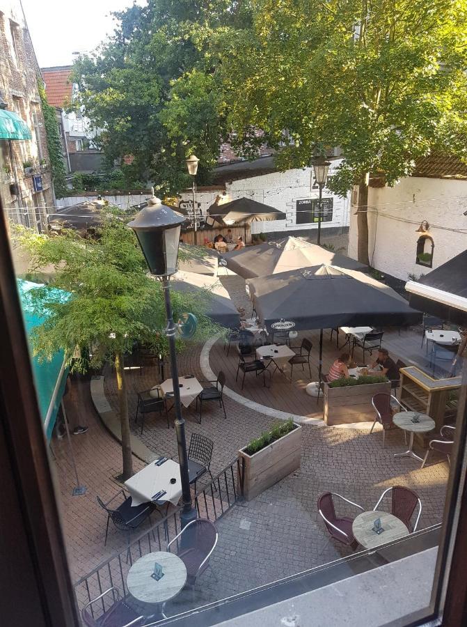 Al In Den Aap Gelogeerd? Apartment แมคเคอเลอ ภายนอก รูปภาพ